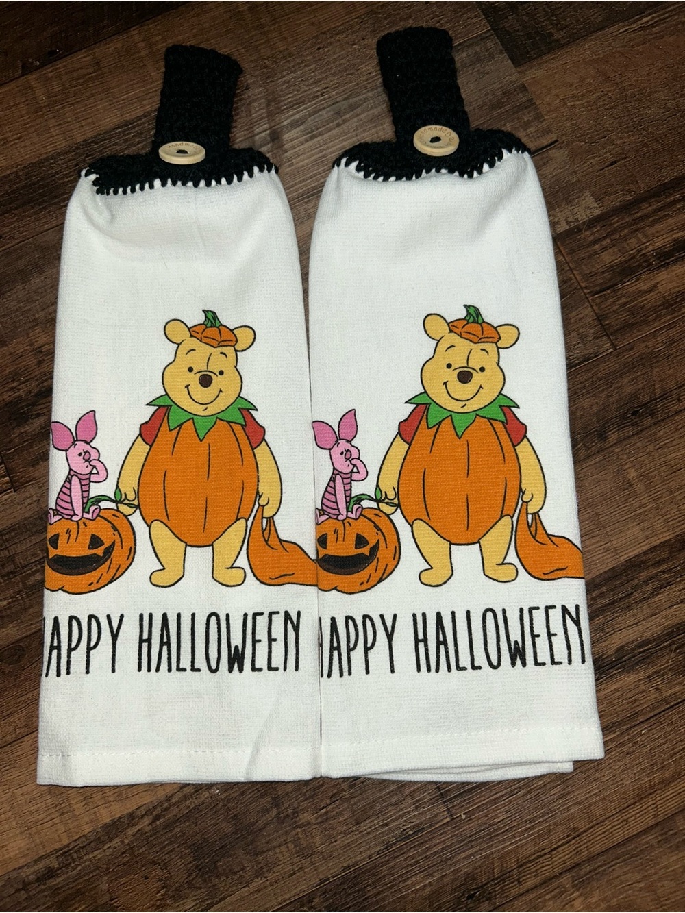 Winnie the Pooh Halloween Hanging Towel Set